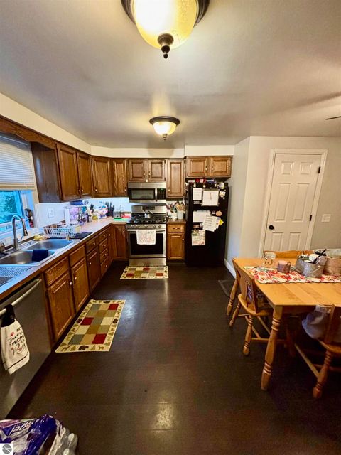 Tiny photo for 917 E River, Mt Pleasant, MI 48858 (MLS # 1940230)