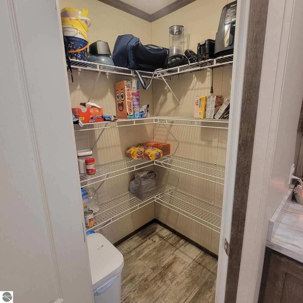 Photo of 1024 Pebble Creek, Mt Pleasant, MI 48858 (MLS # 1939607)