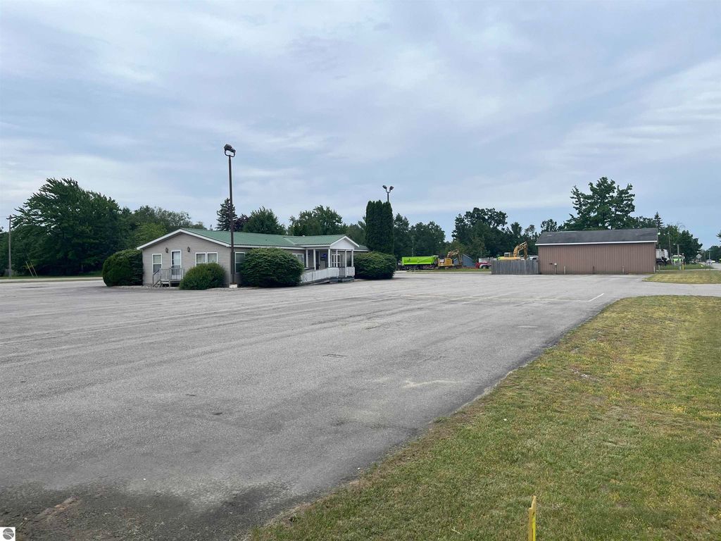 Photo of 810 N Birch Street, Kalkaska, MI 49646 (MLS # 1924109)