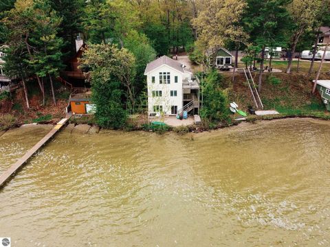 Photo of 4333 Lake, Interlochen, MI 49643 (MLS # 1939543)