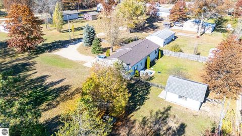 Tiny photo for 1160 Roberts Trail, St Helen, MI 48656 (MLS # 1940032)