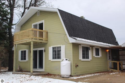 Tiny photo for 11424 Stephan Bridge Road, Roscommon, MI 48653 (MLS # 1940488)