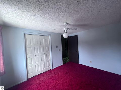 Tiny photo for 11424 Stephan Bridge Road, Roscommon, MI 48653 (MLS # 1940488)