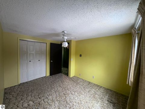 Tiny photo for 11424 Stephan Bridge Road, Roscommon, MI 48653 (MLS # 1940488)