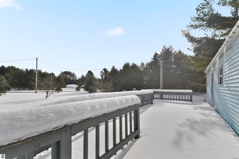 Tiny photo for 885 N 7 Mile Road, Lake City, MI 49651 (MLS # 1941064)