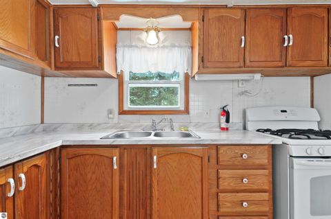 Tiny photo for 885 N 7 Mile Road, Lake City, MI 49651 (MLS # 1941064)