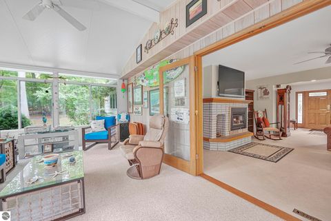 Tiny photo for 100 Maple Avenue, Frankfort, MI 49635 (MLS # 1939830)