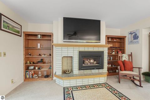 Tiny photo for 100 Maple Avenue, Frankfort, MI 49635 (MLS # 1939830)