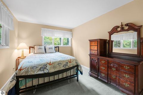 Tiny photo for 100 Maple Avenue, Frankfort, MI 49635 (MLS # 1939830)