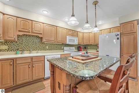 Tiny photo for 100 Maple Avenue, Frankfort, MI 49635 (MLS # 1939830)