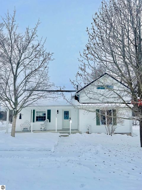 Tiny photo for 523 N Elm, Ithaca, MI 48847 (MLS # 1941172)