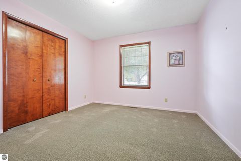 Tiny photo for 1689 Black Bark Ln, Traverse City, MI 49696 (MLS # 1939509)