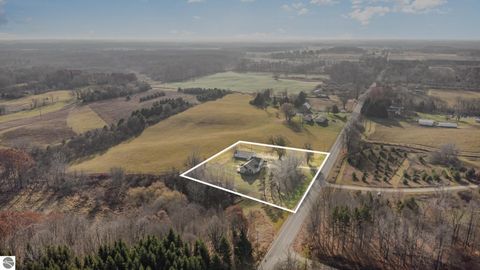 Tiny photo for 2150 N Douglas Road, Riverdale, MI 48877 (MLS # 1940901)