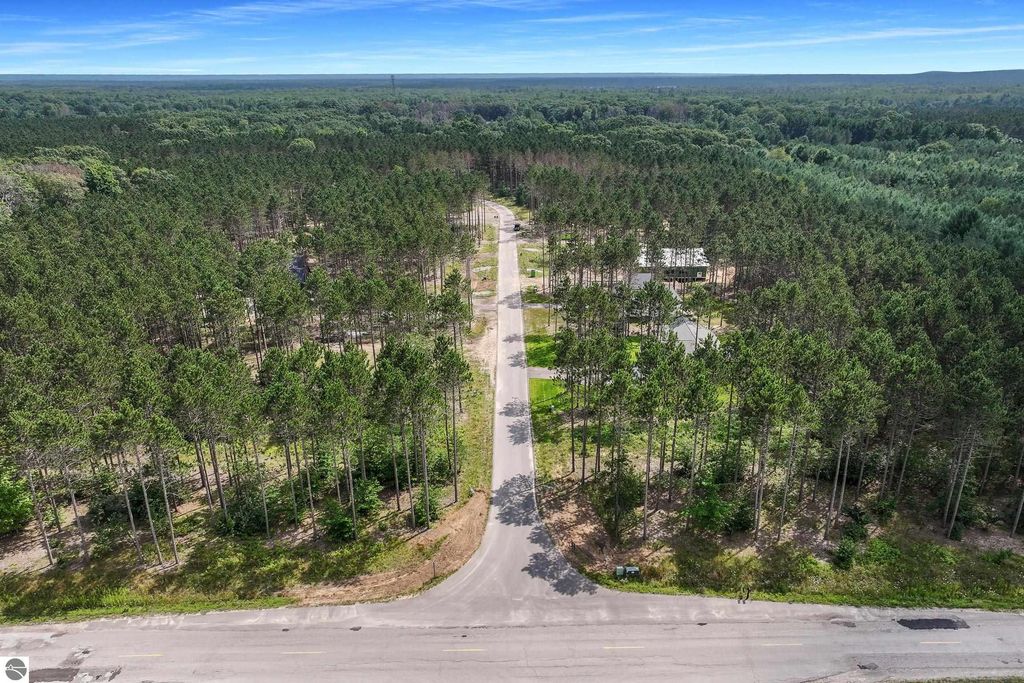Photo of 20 Cascade Trail, Traverse City, MI 49685 (MLS # 1939829)