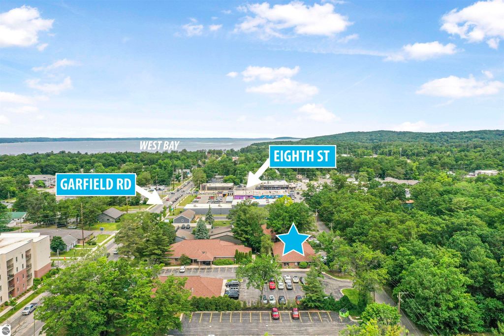 Photo of 551 Garfield Road, S #5, Traverse City, MI 49686 (MLS # 1936088)