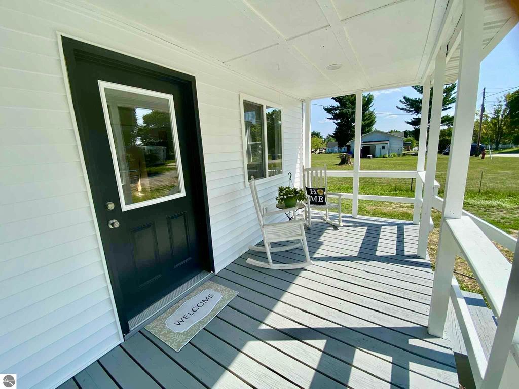 Photo of 112 N White Street, Marion, MI 49665 (MLS # 1938408)