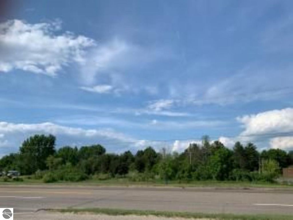 Photo of XXX W Houghton Lake Drive, Houghton Lake, MI 48629 (MLS # 1925902)