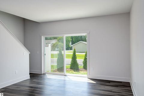 Tiny photo for 1502 Simsbury Street #4, Traverse City, MI 49686 (MLS # 1931408)