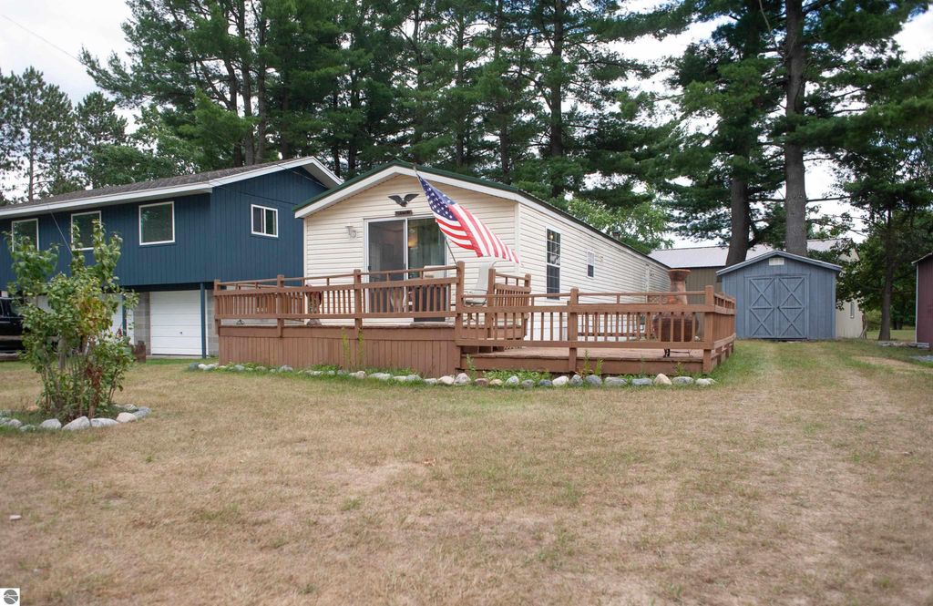 Photo of 10711 S Shore Drive, Lake, MI 48632 (MLS # 1937811)