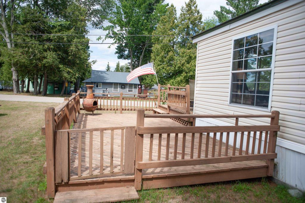 Photo of 10711 S Shore Drive, Lake, MI 48632 (MLS # 1937811)