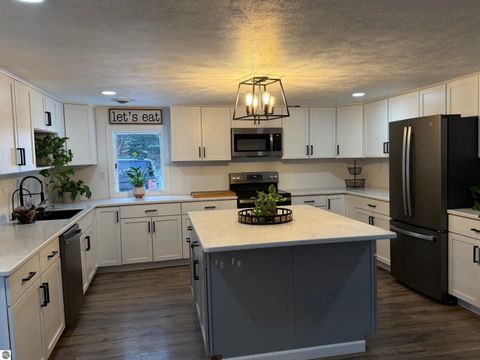 Tiny photo for 385 W Sleights Road, Traverse City, MI 49696 (MLS # 1940946)