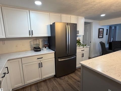 Tiny photo for 385 W Sleights Road, Traverse City, MI 49696 (MLS # 1940946)