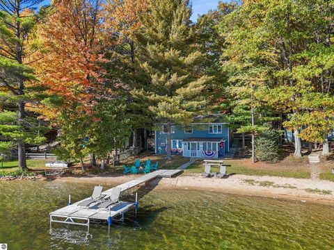 Tiny photo for 489 Peninsula Trail, Traverse City, MI 49696 (MLS # 1939979)
