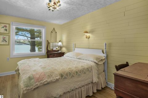 Tiny photo for 489 Peninsula Trail, Traverse City, MI 49696 (MLS # 1939979)