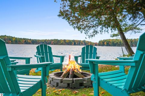 Tiny photo for 489 Peninsula Trail, Traverse City, MI 49696 (MLS # 1939979)