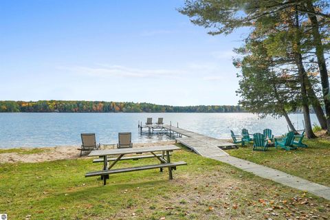 Tiny photo for 489 Peninsula Trail, Traverse City, MI 49696 (MLS # 1939979)