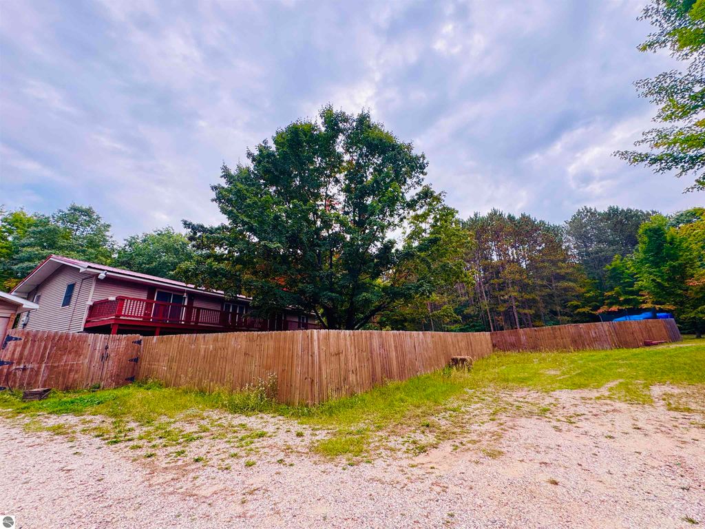 Photo of 1530 N 41 1/2 Road, Manton, MI 49663 (MLS # 1938790)