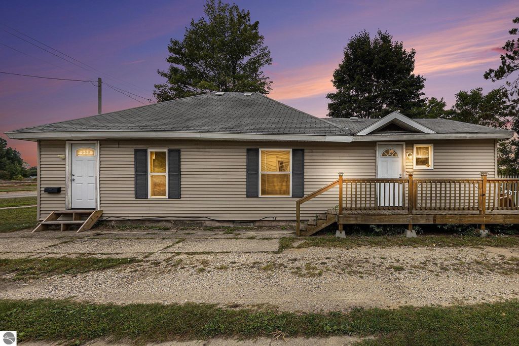 Photo of 414 Wright Street, Cadillac, MI 49601 (MLS # 1938868)