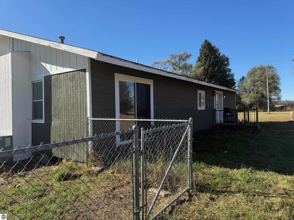 Photo of 11700 N 11 Road, Buckley, MI 49620 (MLS # 1940078)