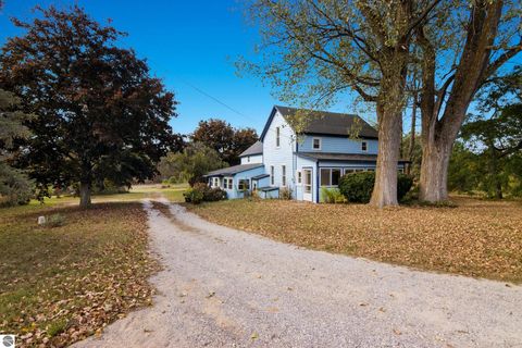 Tiny photo for 10562 Summit City Road, Kingsley, MI 49649 (MLS # 1939743)