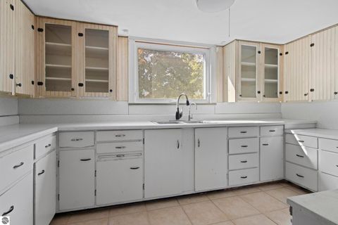 Tiny photo for 10562 Summit City Road, Kingsley, MI 49649 (MLS # 1939743)