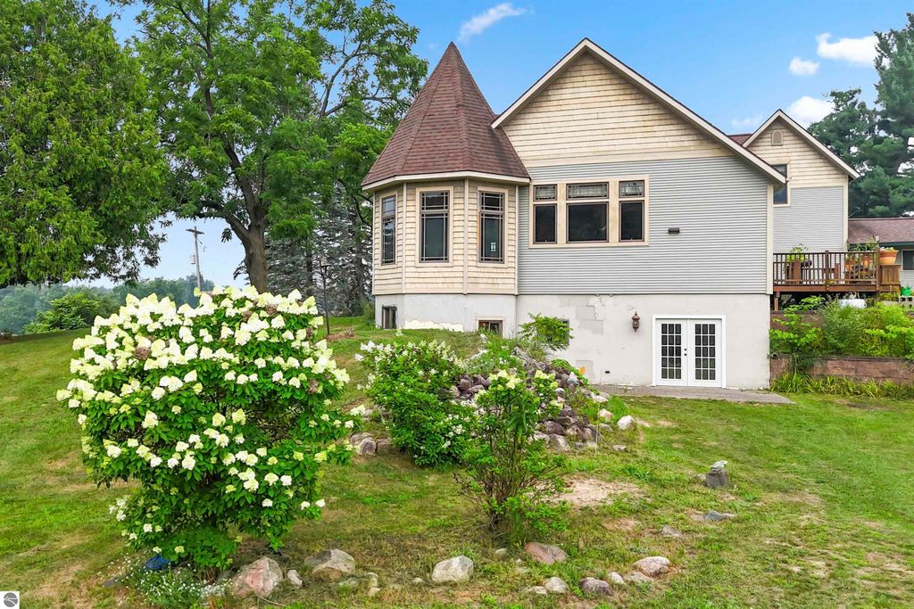 Photo of 16186 N 200th Avenue, Leroy, MI 49655 (MLS # 1937248)