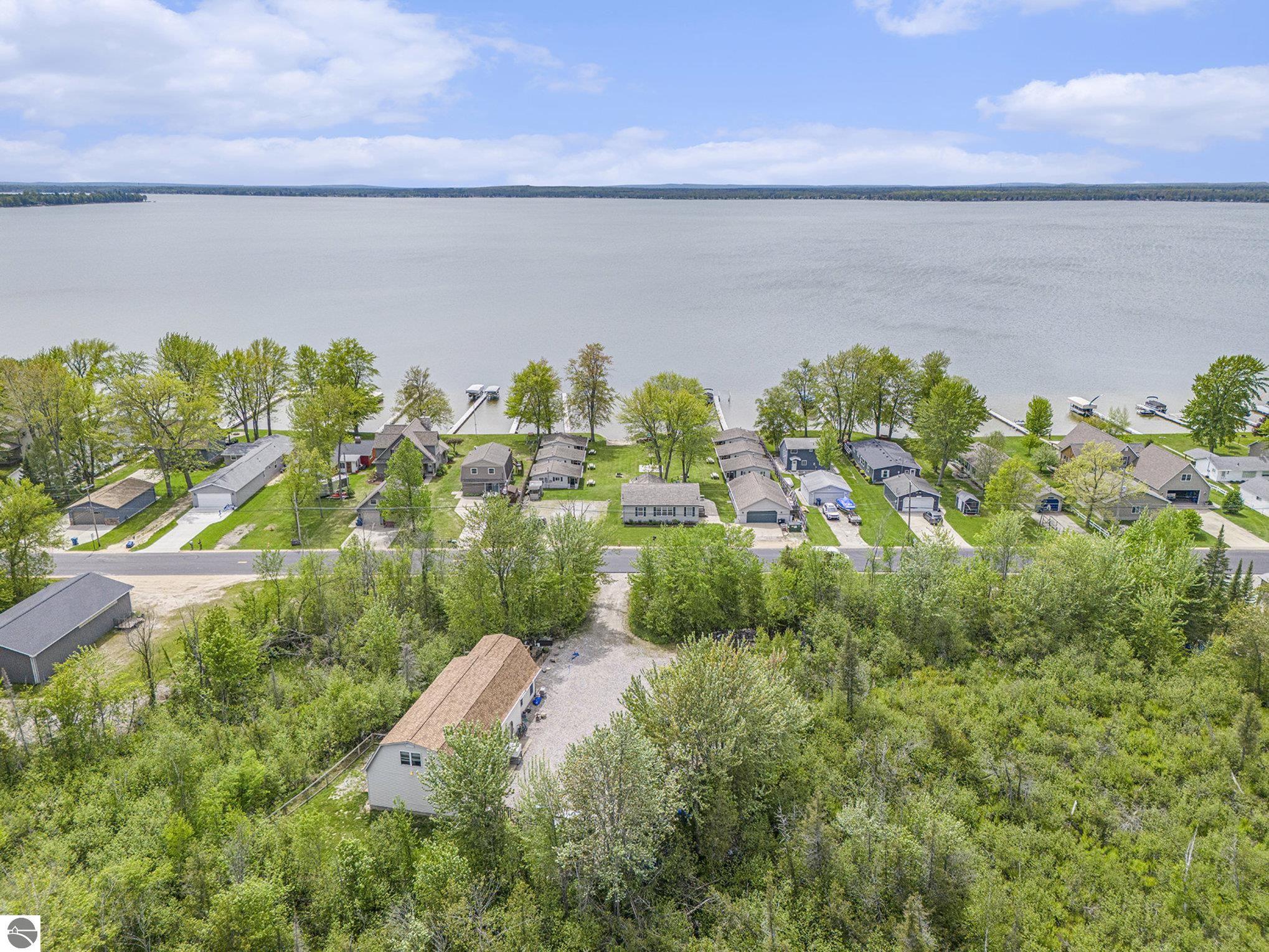 Houghton Lake, Michigan 48629, United States, ,Residential,Active,151734