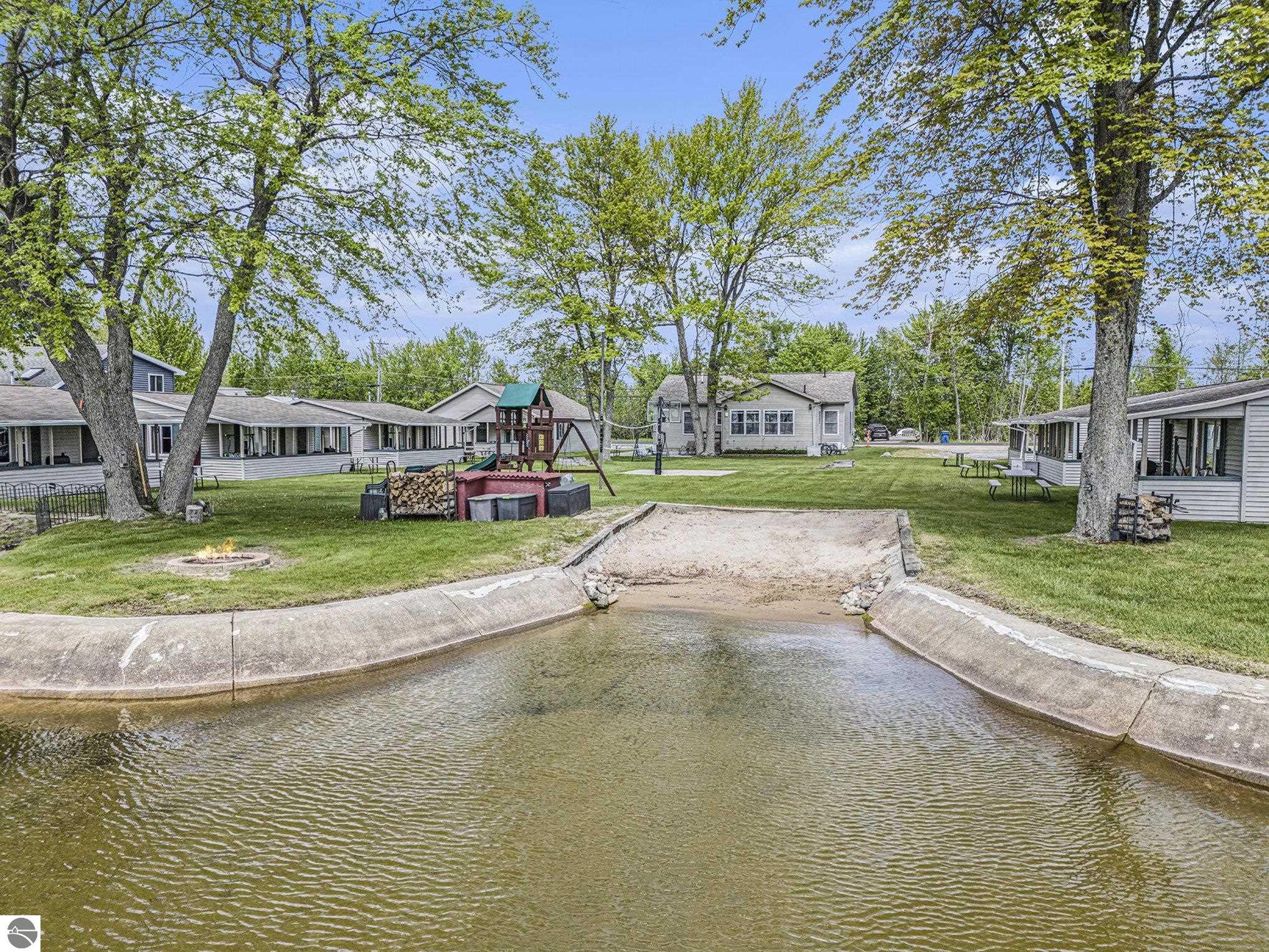 Houghton Lake, Michigan 48629, United States, ,Residential,Active,151734