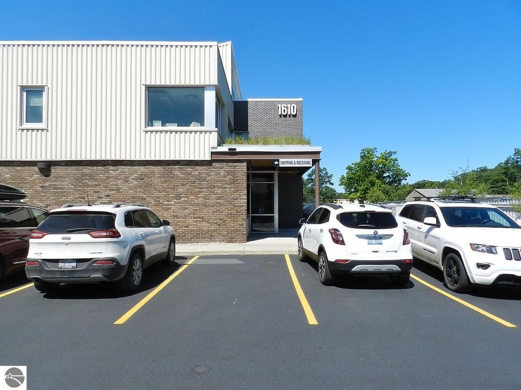 Photo of 1610 Barlow Street #Dry Storage, Traverse City, MI 49686 (MLS # 1933033)