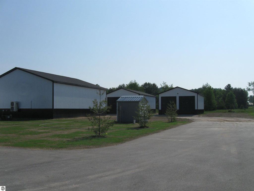 Photo of 7450 Glendale Trl #17 E, Bellaire, MI 49615 (MLS # 1937179)