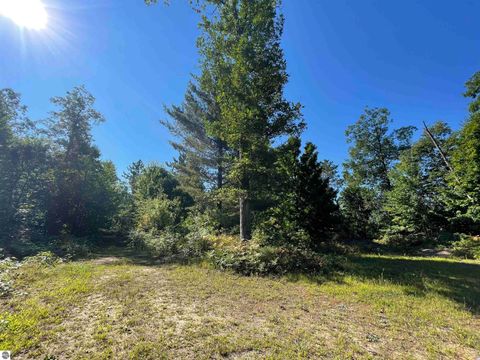 Tiny photo for 2492 E Fir Road, Harrison, MI 48625 (MLS # 1937849)