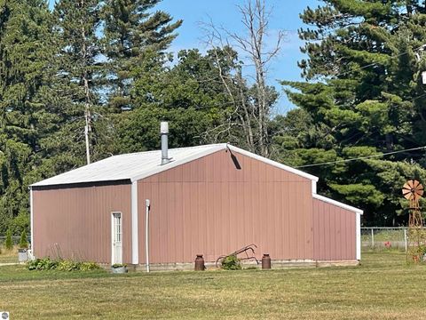 Tiny photo for 2492 E Fir Road, Harrison, MI 48625 (MLS # 1937849)