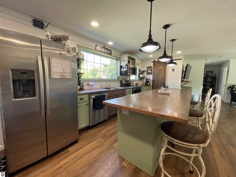 Tiny photo for 2492 E Fir Road, Harrison, MI 48625 (MLS # 1937849)