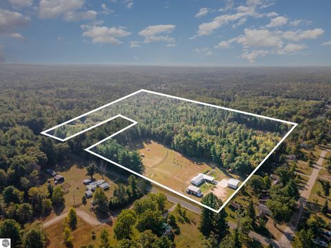 Tiny photo for 2492 E Fir Road, Harrison, MI 48625 (MLS # 1937849)