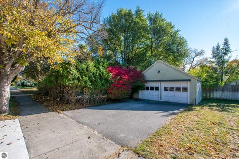 Tiny photo for 1101 Jefferson Avenue, Traverse City, MI 49684 (MLS # 1940113)