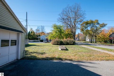 Tiny photo for 1101 Jefferson Avenue, Traverse City, MI 49684 (MLS # 1940113)