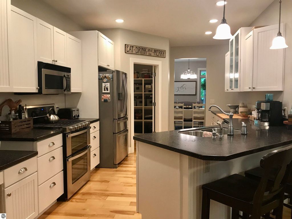 Photo of 2233 Amber Lane #A, Mt Pleasant, MI 48858 (MLS # 1936183)