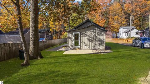 Tiny photo for 112 Iroquois Place, Cadillac, MI 49601 (MLS # 1939996)