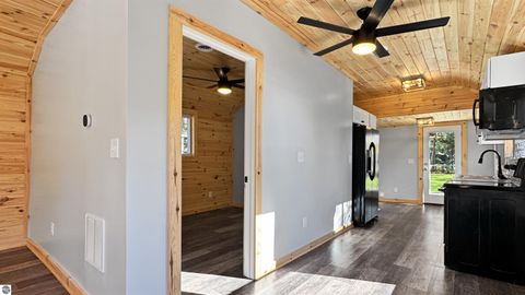 Tiny photo for 112 Iroquois Place, Cadillac, MI 49601 (MLS # 1939996)