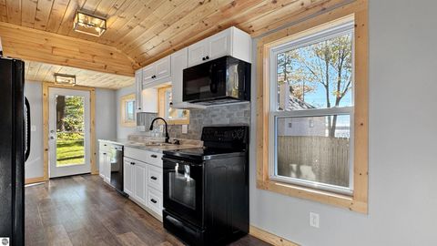 Tiny photo for 112 Iroquois Place, Cadillac, MI 49601 (MLS # 1939996)